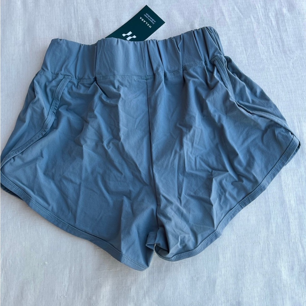 NWT Halara XS olive High Waisted Dolphin Hem Shorts - Picture 4 of 6